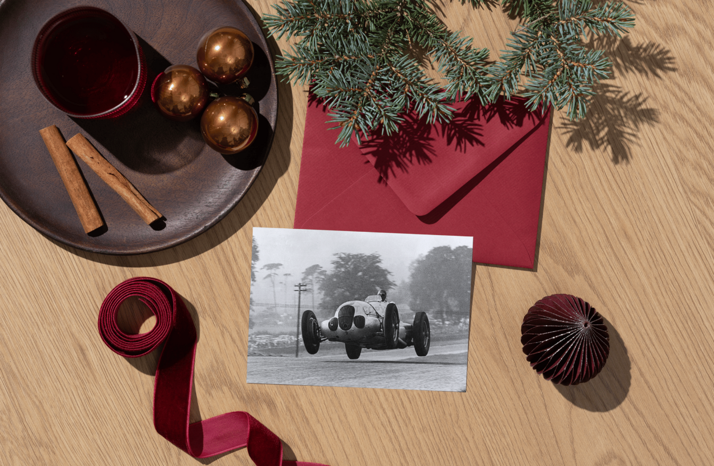 Photo Manfred von Brauchitsch – GP de Donington (1937) – Flèche d’Argent – 15×20