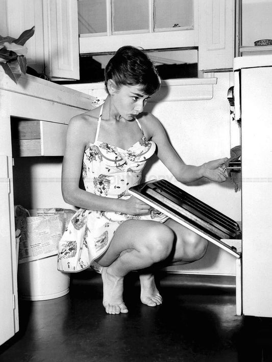 Photo Audrey Hepburn - Tournage du film Sabrina à Los Angeles en 1953 - 15x20