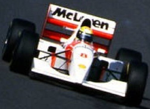 Photo Ayrton Senna – McLaren en pleine trajectoire – Pilotage de légende – 15×20