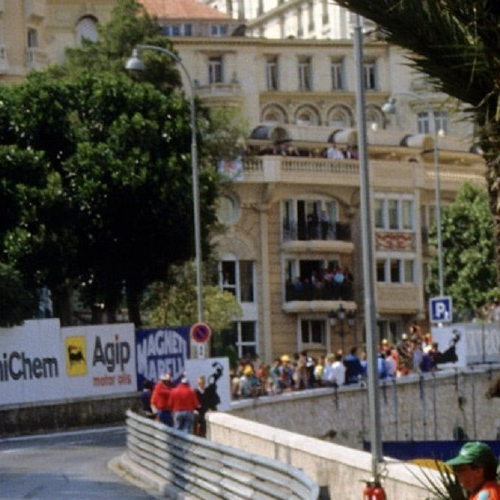 Photo Ayrton Senna devant Alain Prost – GP de Monaco 1989 – Virage Loews – 15×20