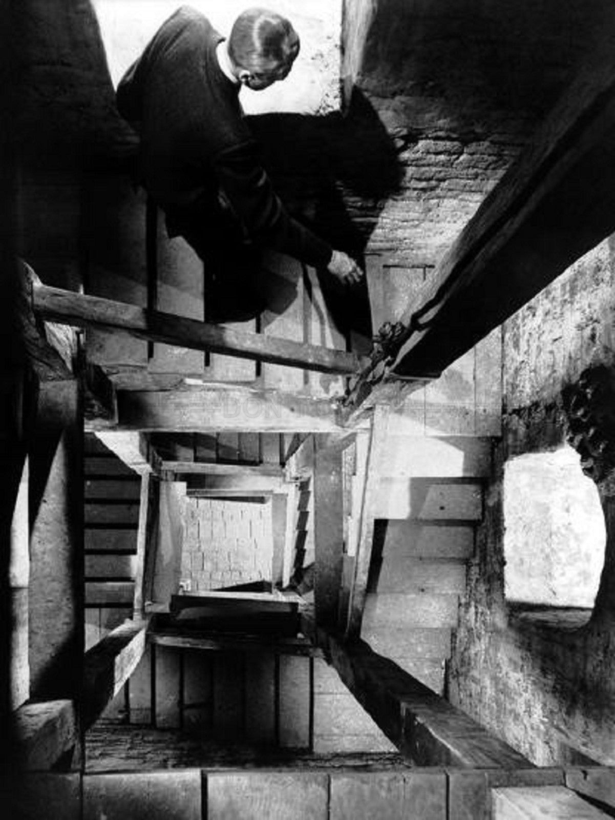 Photo Vertigo - Sueurs froides (1958) - Alfred Hitchcock - Noir et blanc - 15×20