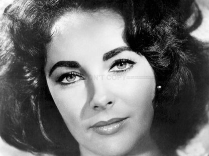 Photo Elizabeth Taylor - Noir et blanc - 15x20