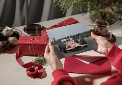 Photo Bruce McLaren – McLaren M7C – Monoplace Formule 1 Grand Prix 1969 – 15×20