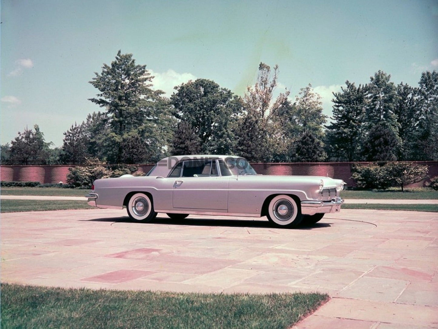 Photo Lincoln Continental Mark II 1956