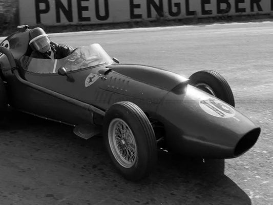 Photo Mike Hawthorn - Ferrari D246 - Grand Prix des Pays-Bas en 1958 - 15 x 20
