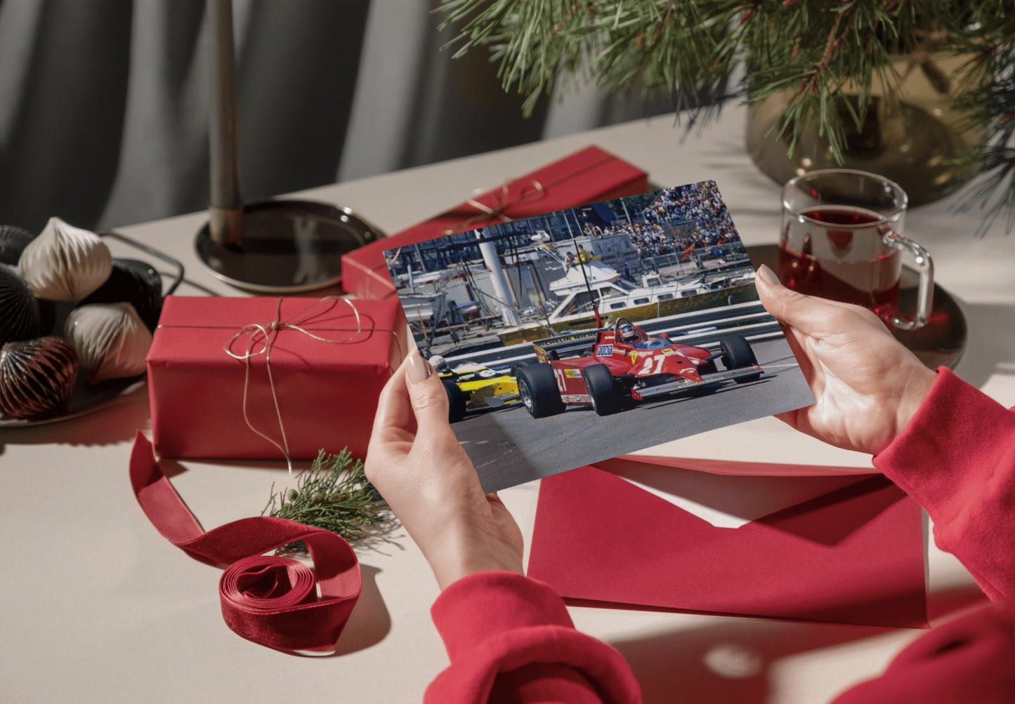Photo Gilles Villeneuve – Monaco 1981 – Ferrari n°27 Formule 1 – Vintage – 15×20