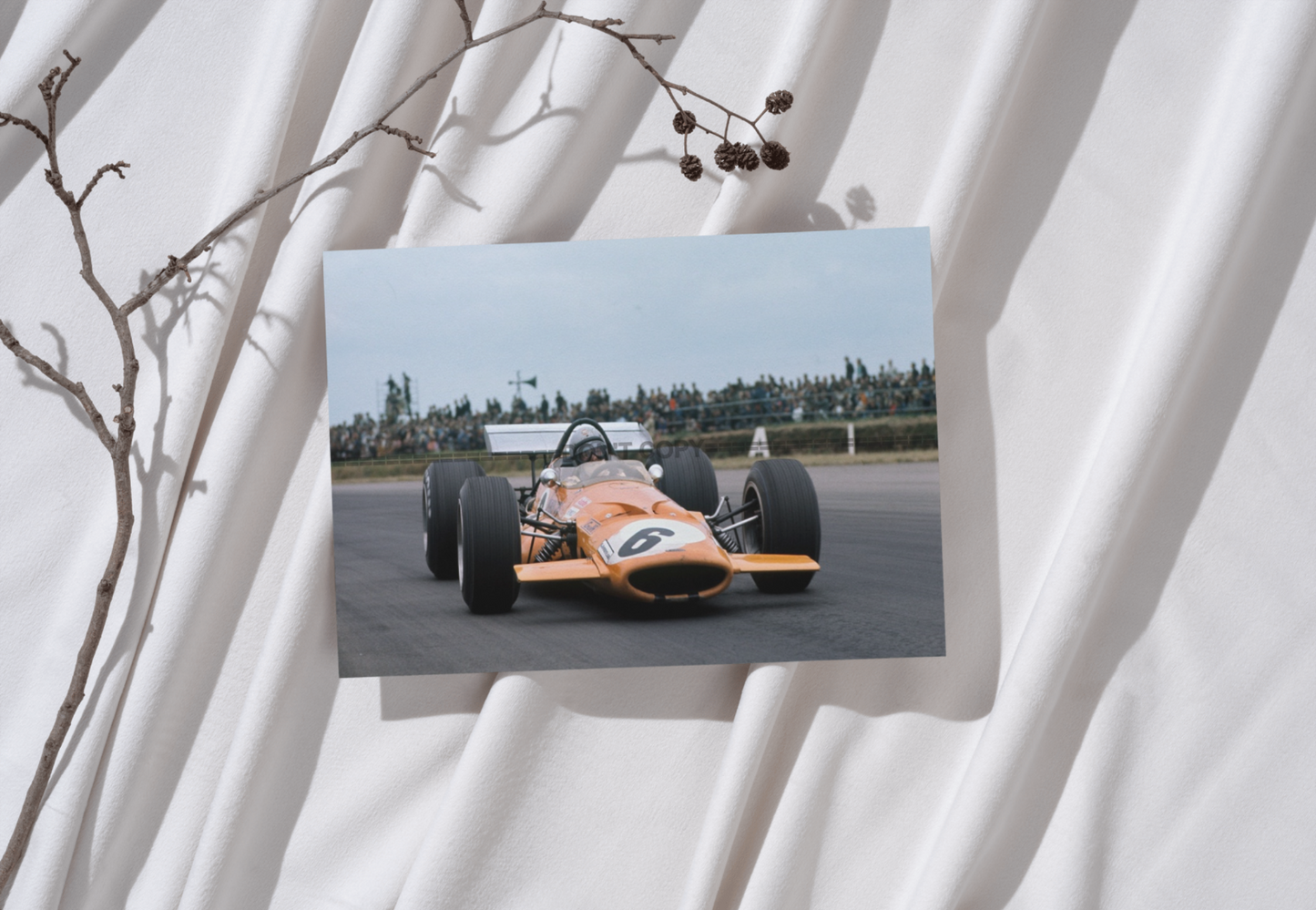 Photo Bruce McLaren – McLaren M7C – Monoplace Formule 1 Grand Prix 1969 – 15×20