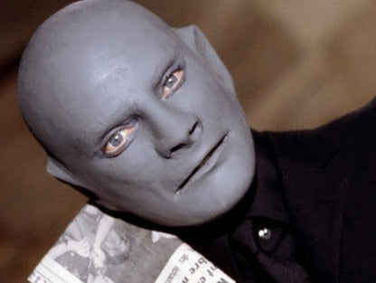 Photo Jean Marais – Fantômas 1964 – Visage Masqué Iconique – Scène Culte – 15×20