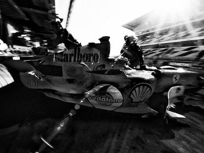 Photo Michael Schumacher – Grand Prix d’Espagne Formule 1 2005 - Ferrari – 15×20