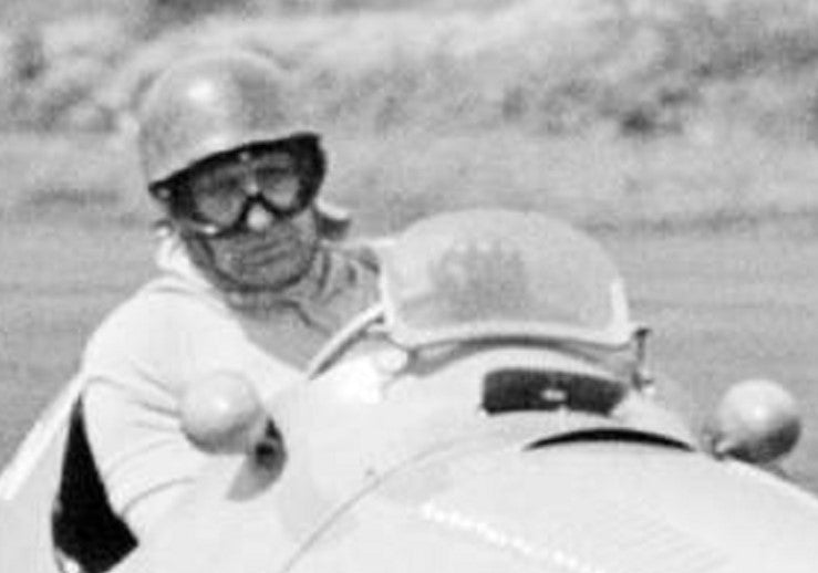 Photo Juan Manuel Fangio – Icône GP Formule 1 – Saison 1953 – Monoplace – 15×20