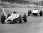 Photo Graham Hill devant Jim Clark – Nürburgring 1964 – Duel Mythique F1 – 15×20