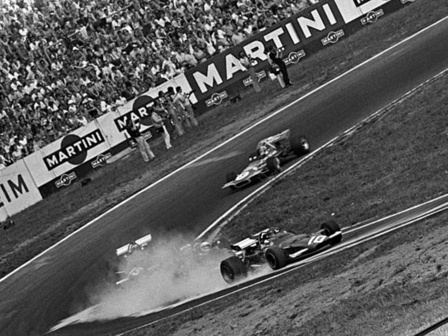 Photo Jacky Ickx – GP d’Allemagne – Nürburgring F1 – Action en piste – 15×20
