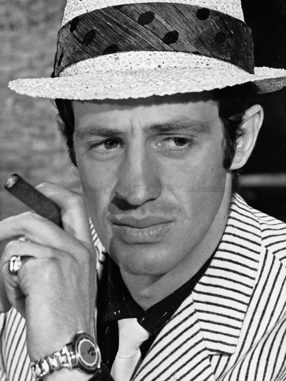 Photo Jean-Paul Belmondo - Tournage du film La Chasse à l'homme en 1964 - 15x20