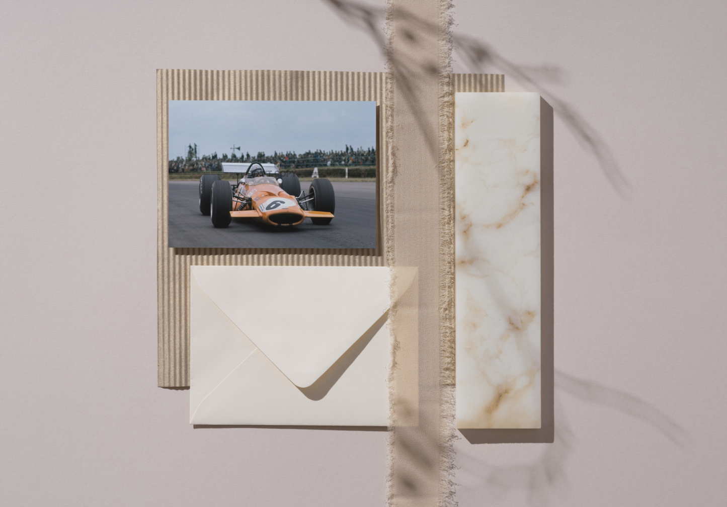 Photo Bruce McLaren – McLaren M7C – Monoplace Formule 1 Grand Prix 1969 – 15×20