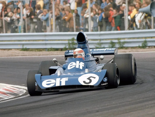 Photo Jackie Stewart - Monoplace Formule 1  Tyrrell 006 - Saison 1973 - 15 x 20