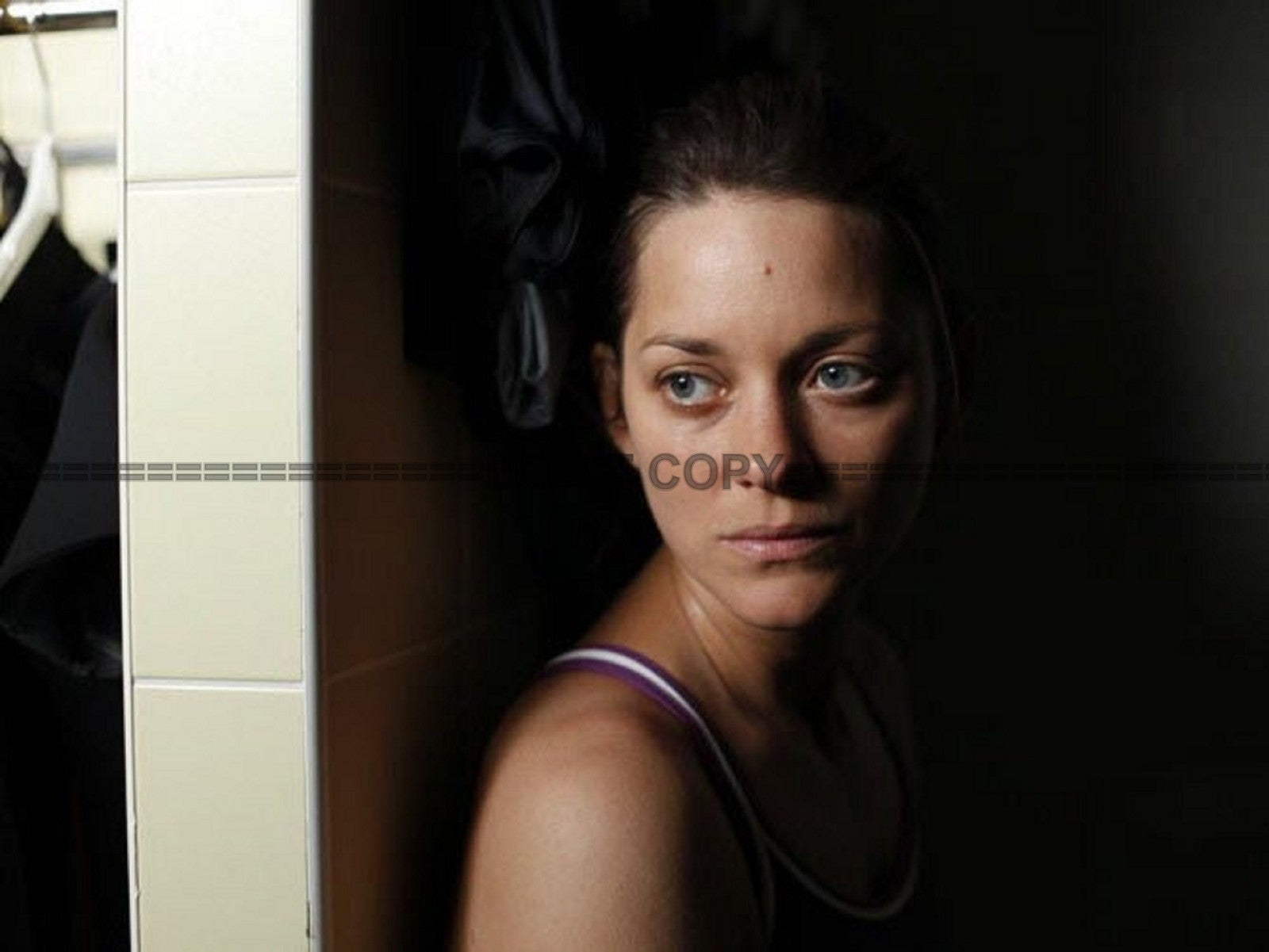 Photo Marion Cotillard – De rouille et d’os (2012) – Portrait Cinéma – 15×20