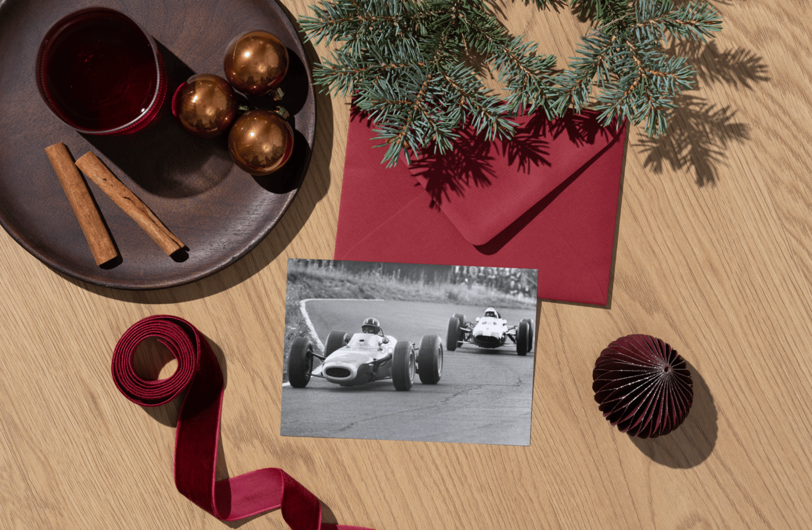 Photo Graham Hill devant Jim Clark – Nürburgring 1964 – Duel Mythique F1 – 15×20