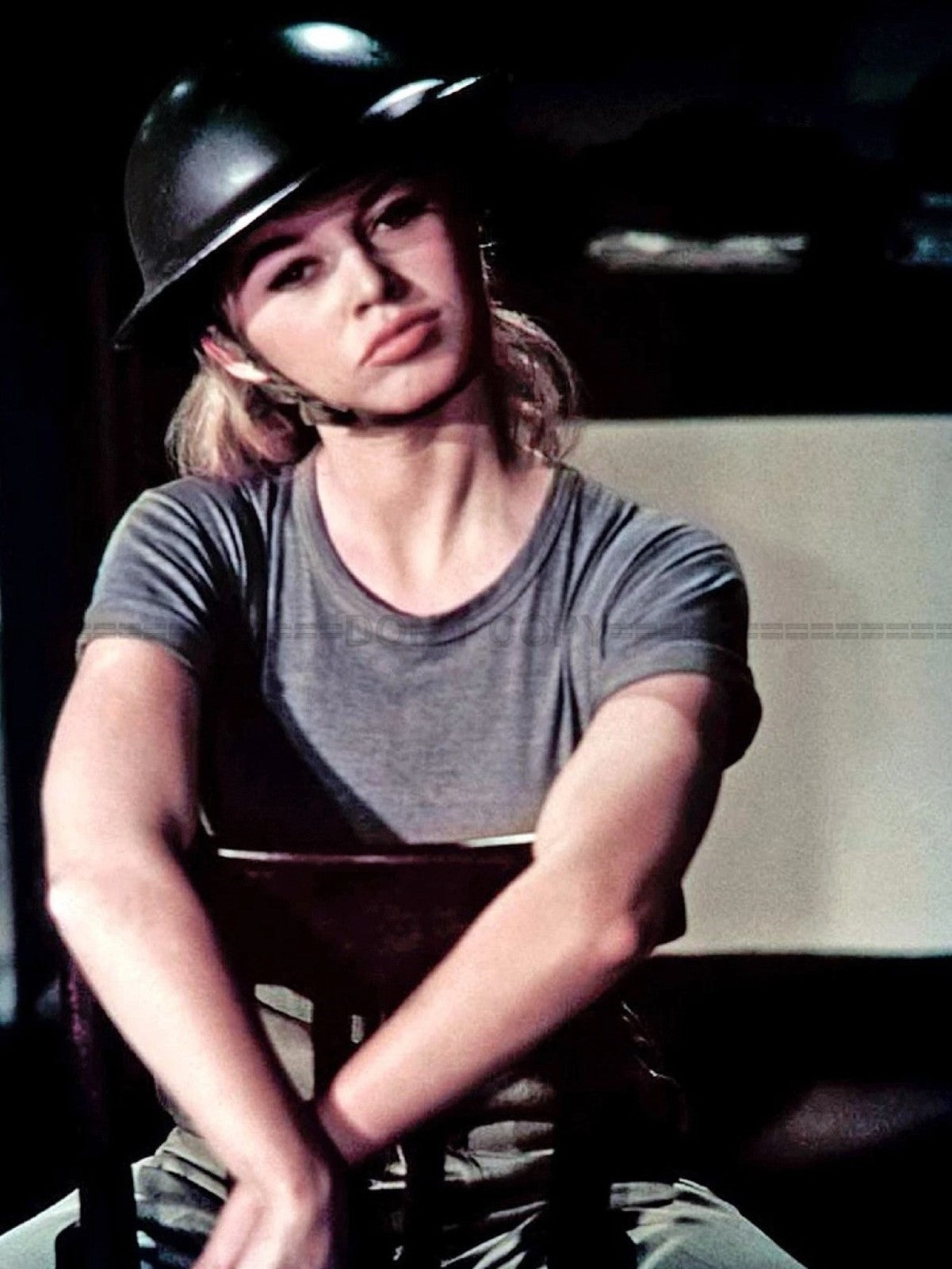 Photo Brigitte Bardot - Babette s'en va-t-en guerre (1959) - Couleur - 15x20