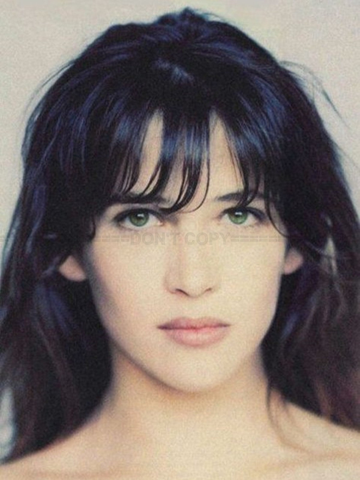 Photo Sophie Marceau - Gros plan (headshot) de l'actrice capturé de face - 15x20