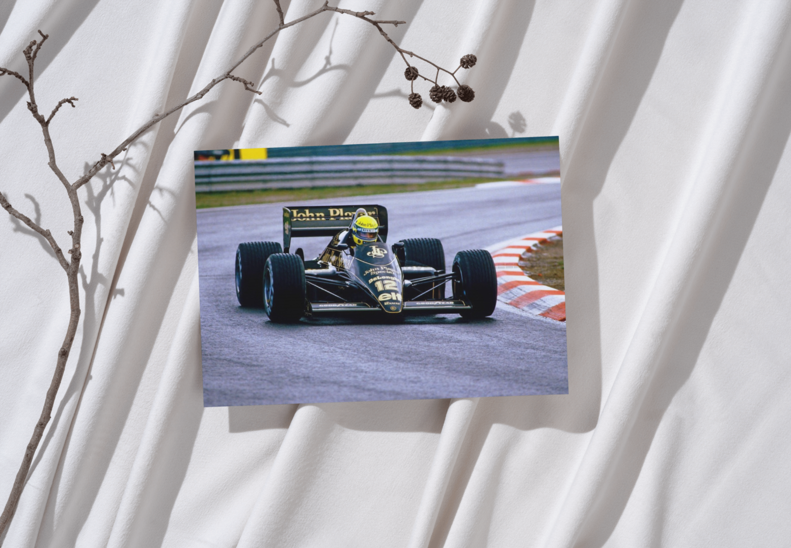 Photo Ayrton Senna – Lotus JPS – Spa-Francorchamps (1986) – Formule 1 – 15×20