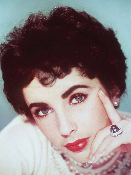 Photo Elizabeth Taylor dans les années 1950 - Couleur - 15x20