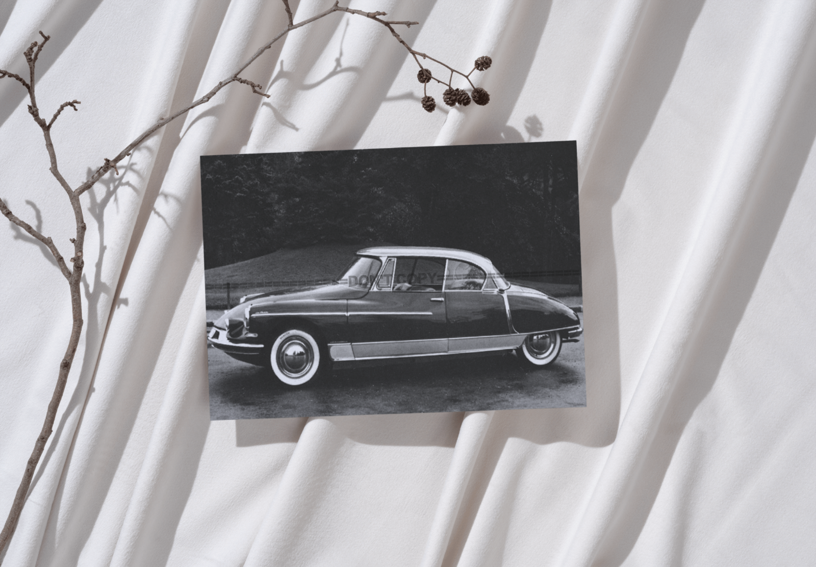 Photo Citroën DS 19 – Coupé Le Paris Chapron (1959) – Design Français – 15×20