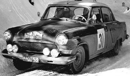 Photo GAZ-21 Volga (ГАЗ-21 Волга) Neige – Rallye Monte-Carlo 1964 – URSS – 15×20
