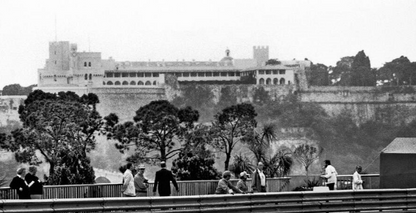 Photo Ayrton Senna – GP de Monaco (1984) – Formule 1 – Virage Massenet – 15×20