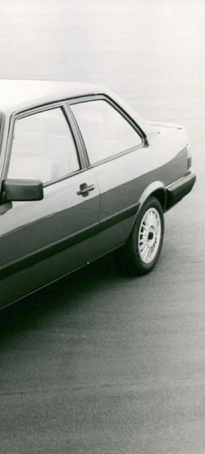 Photo Encadrée Audi 80 GTE – Berline Sportive Youngtimer (1984)  – 15×20