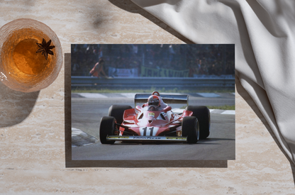 Photo Niki Lauda – Ferrari Formule 1 1977 – Légende du sport automobile – 15×20