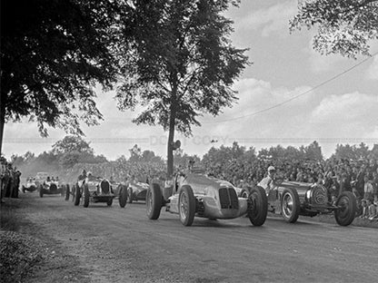 Photo Prince Bira & George Asecassis - Grand Prix des Frontières (1947) - 15x20