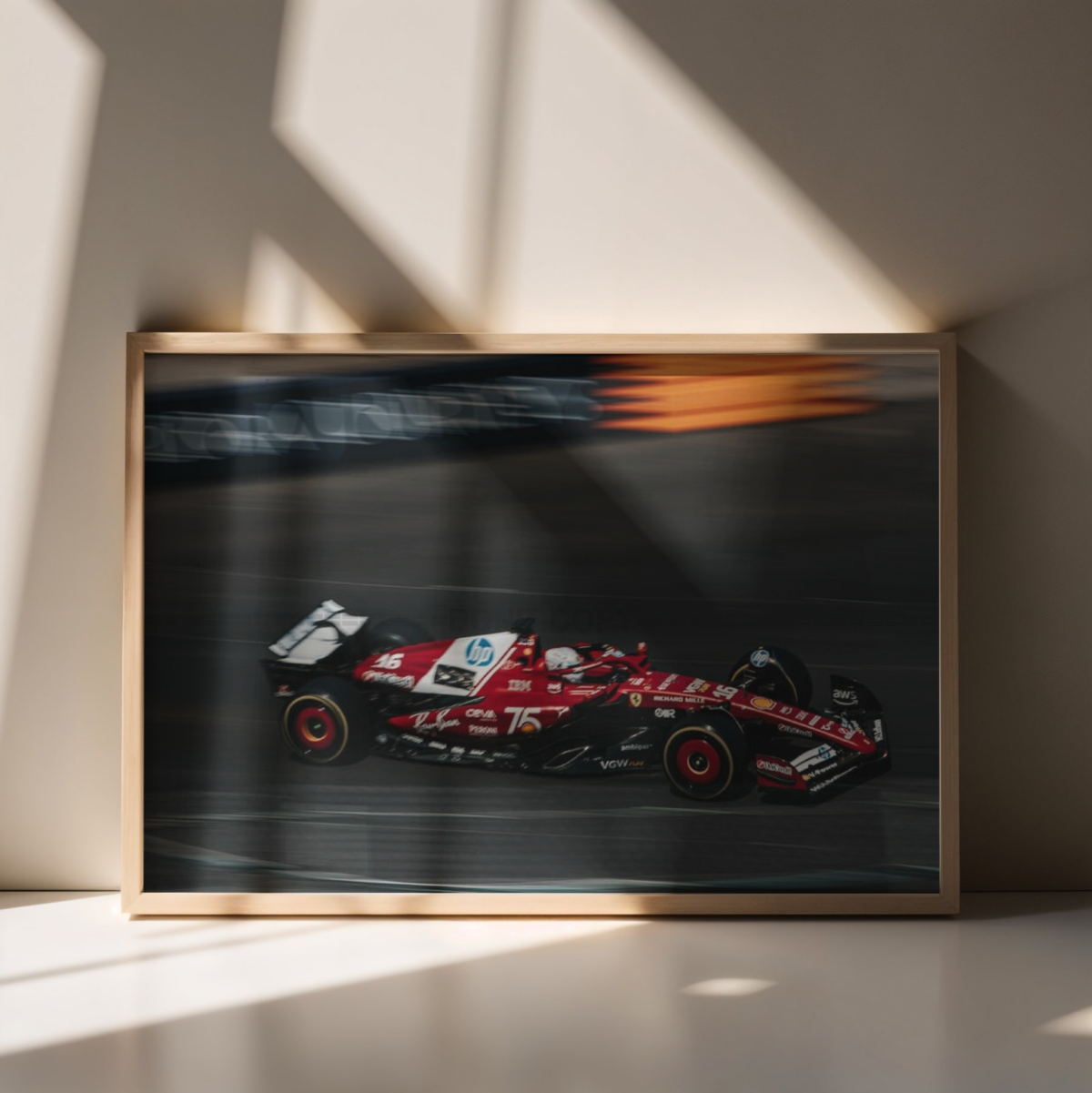 Photo Charles Leclerc – Ferrari F1 – GP Monaco 2025 – Vitesse & Prestige – 15×20