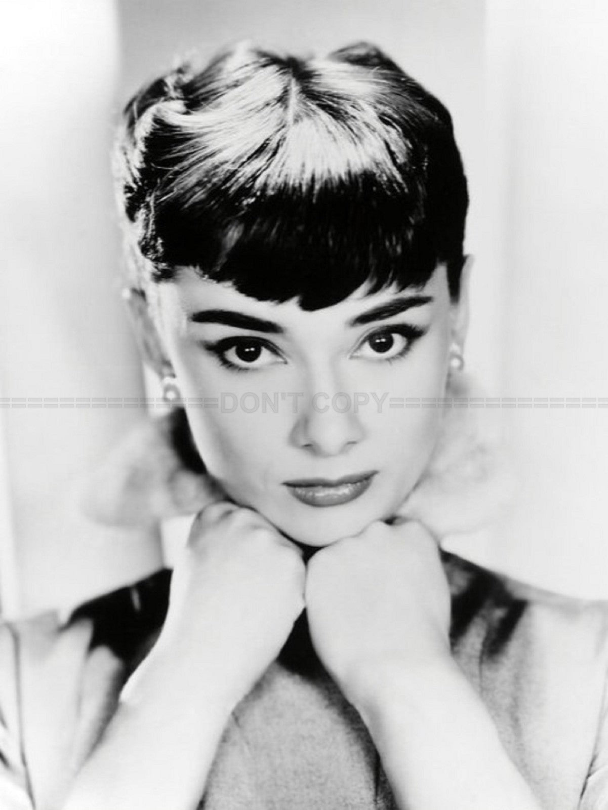 Photo Audrey Hepburn - Noir et blanc - 15x20