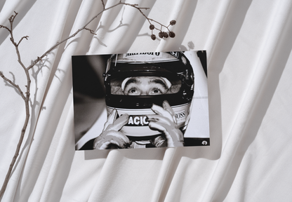 Photo Ayrton Senna – The Eyes – Regard sous le casque – Photo iconique – 15×20