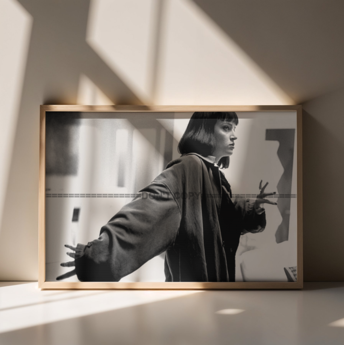 Photo Uma Thurman – Pulp Fiction (1994) – Portrait Cinéma Noir & Blanc – 15×20