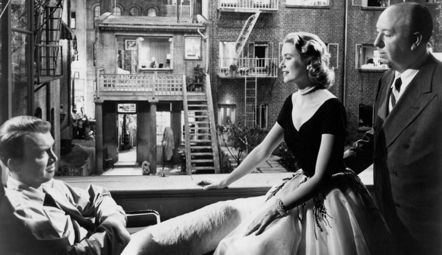 Photo Grace Kelly – Fenêtre sur cour (1954) – Scène Cinéma A. Hitchcock – 15×20