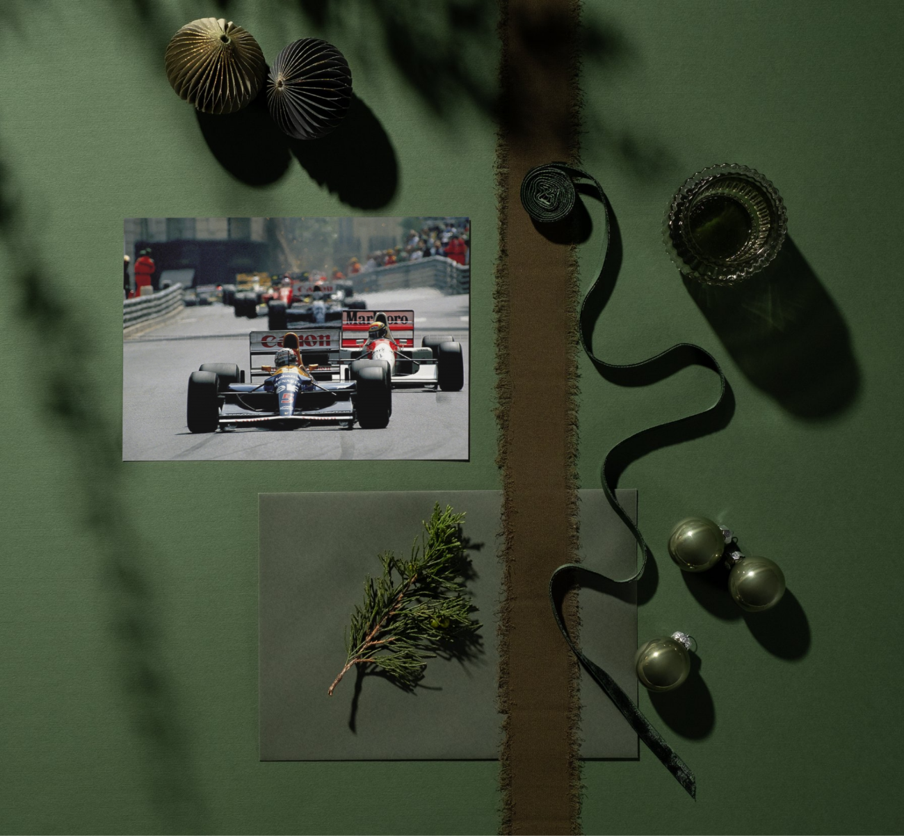 Photo Nigel Mansell devant Ayrton Senna et Alain Prost –  F1 Années 1980 – 15×20
