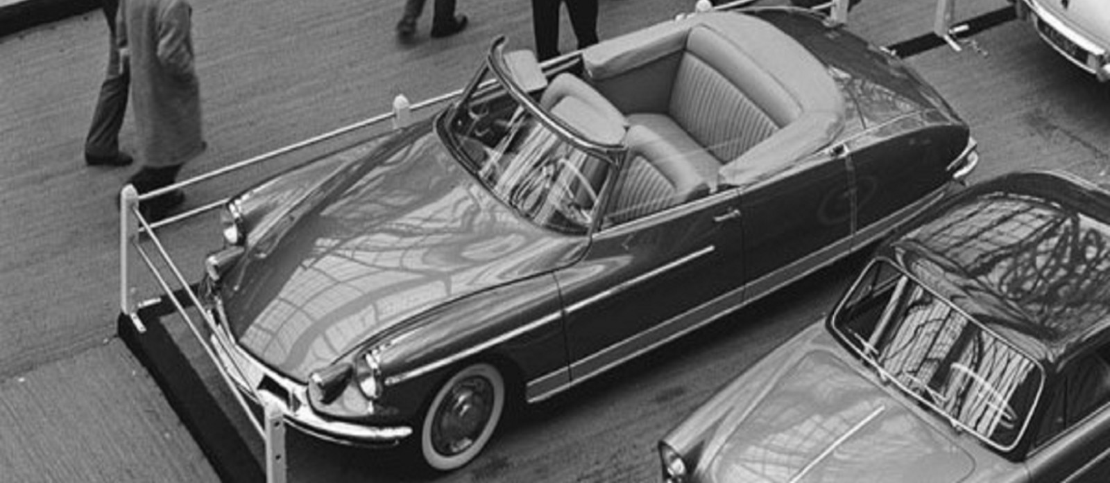 Photo Citroën DS 19 Cabriolet Chapron – Élégance Française – Expo – 1958 – 15×20