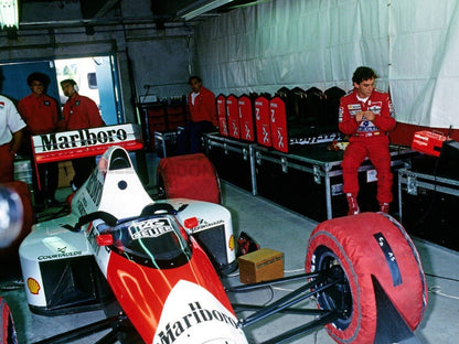 Photo Ayrton Senna – McLaren MP4/5 – Montréal 1989 – Stand F1 – Marlboro – 15×20