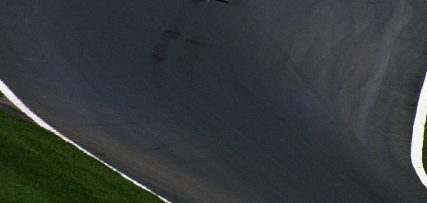 Photo Ayrton Senna – McLaren en pleine trajectoire – Pilotage de légende – 15×20
