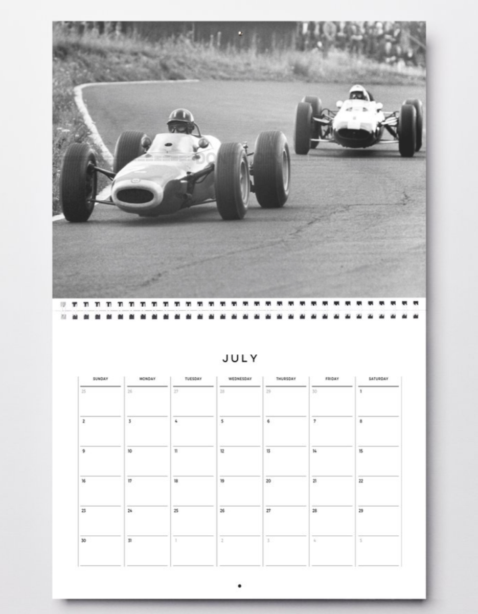 Photo Graham Hill devant Jim Clark – Nürburgring 1964 – Duel Mythique F1 – 15×20