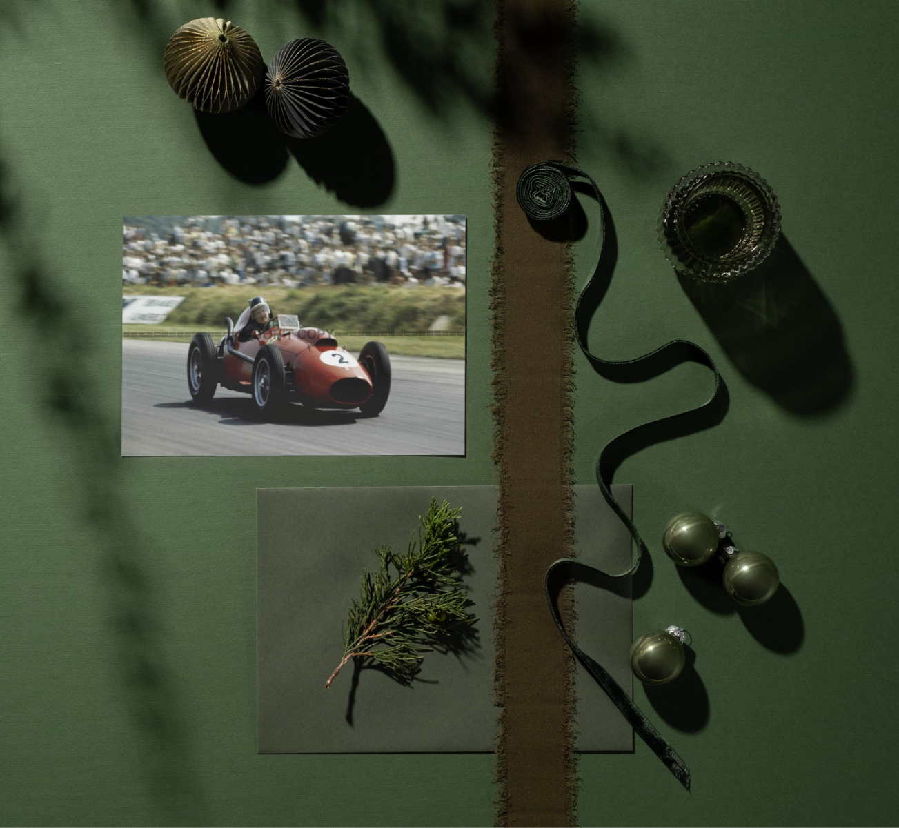 Photo Mike Hawthorn – Ferrari Dino 246 – Grand Prix F1 (1958) – Course – 15×20