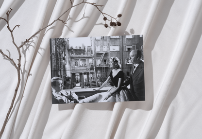 Photo Grace Kelly – Fenêtre sur cour (1954) – Scène Cinéma A. Hitchcock – 15×20
