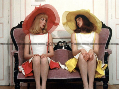 Photo Encadrée C. Deneuve & F. Dorléac - Les Demoiselles de Rochefort 1967-15x20