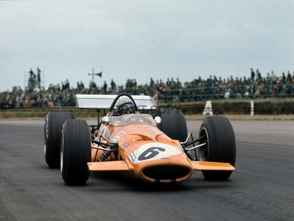 Photo Bruce McLaren – McLaren M7C – Monoplace Formule 1 Grand Prix 1969 – 15×20