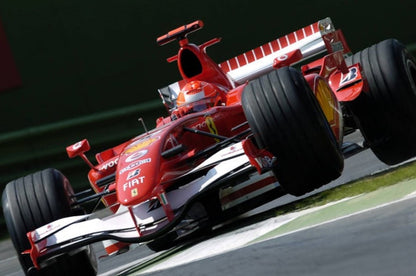 Photo Michael Schumacher – Ferrari F1 – GP de Saint-Marin - (Imola) 2006 – 15×20