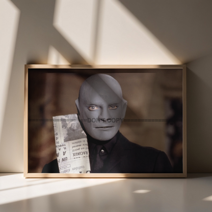 Photo Jean Marais – Fantômas 1964 – Visage Masqué Iconique – Scène Culte – 15×20