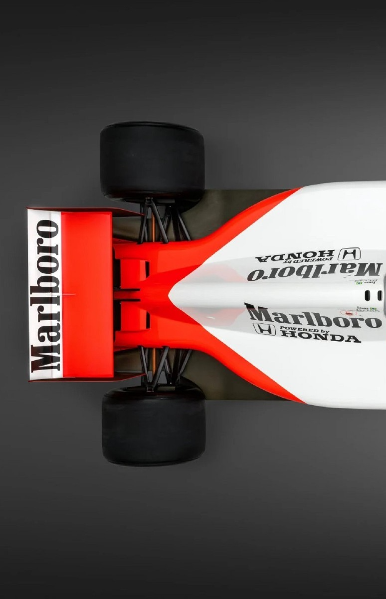 Photo McLaren Honda MP4/6 de Ayrton Senna – Champion GP du Brésil (1991) – 15×20