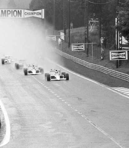 Photo Grand Prix Formule 1 1989 – Départ sous la pluie – Course Vintage – 15×20