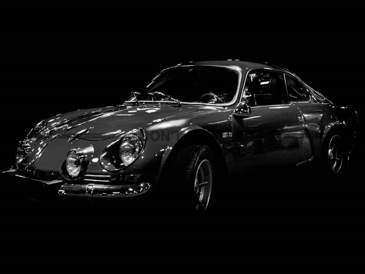 Photo Alpine Black on Black